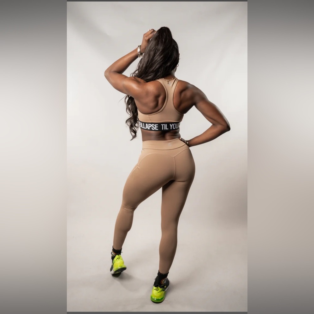 Til you collapse intensity branded workout set - Picture 5 of 10